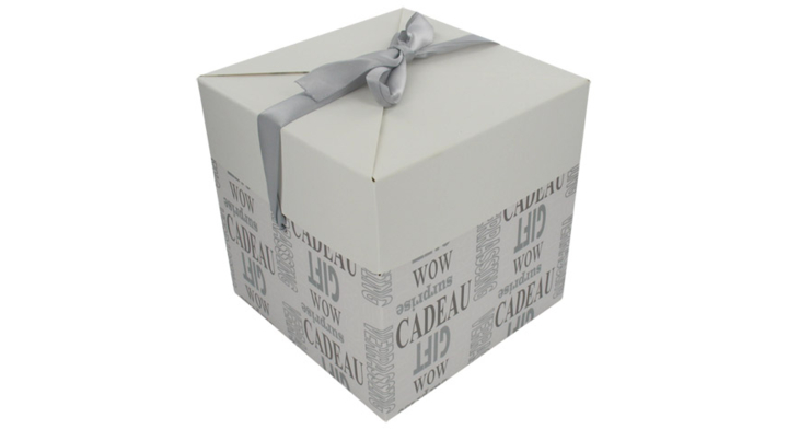 Luxe Geschenkdoos pop up 15x15x15cm Tekst Wit pk a 25stuks