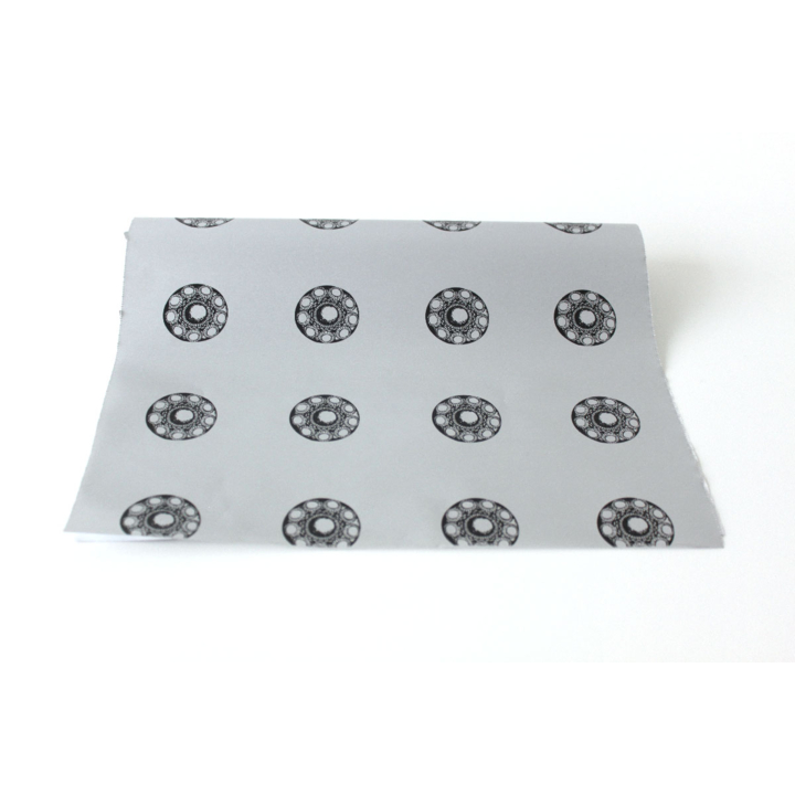 Cadeaupapier, 50cm x 200m, Zeeuwse Knoop, zilver/zwart - 0